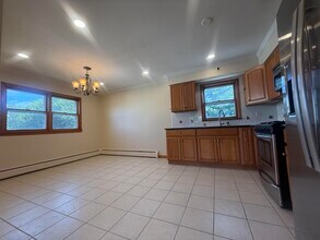 31 Poplar Ave in Little Ferry, NJ - Building Photo - Building Photo