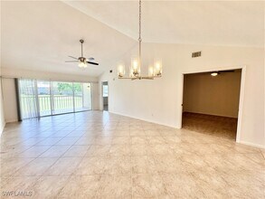 5851 Cobblestone Ln in Naples, FL - Building Photo - Building Photo