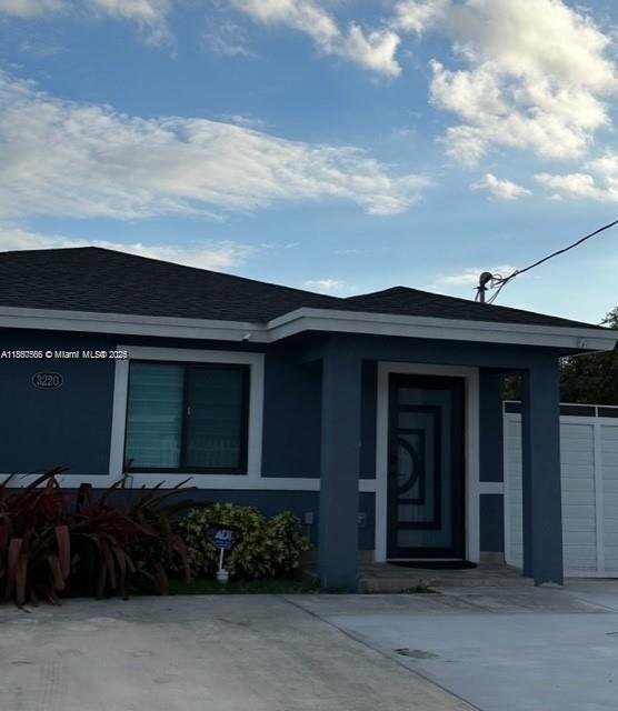 3220 NW 50th St in Miami, FL - Building Photo - Building Photo