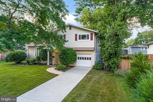 property at 6503 Friars Ct