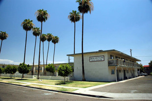 Highland Palms Apartments