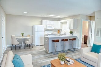 3695 Clay Pond Rd in Myrtle Beach, SC - Building Photo - Building Photo