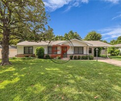 3300 Wynmore Dr in Waco, TX - Building Photo