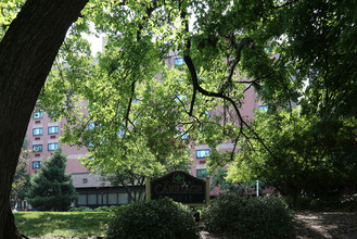 Carriage House Apartments in Raleigh, NC - Foto de edificio - Building Photo