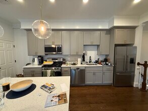 199 N St, Unit 2 in Boston, MA - Building Photo - Building Photo
