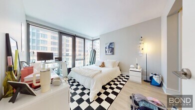 237 E 34th St in New York, NY - Building Photo - Building Photo