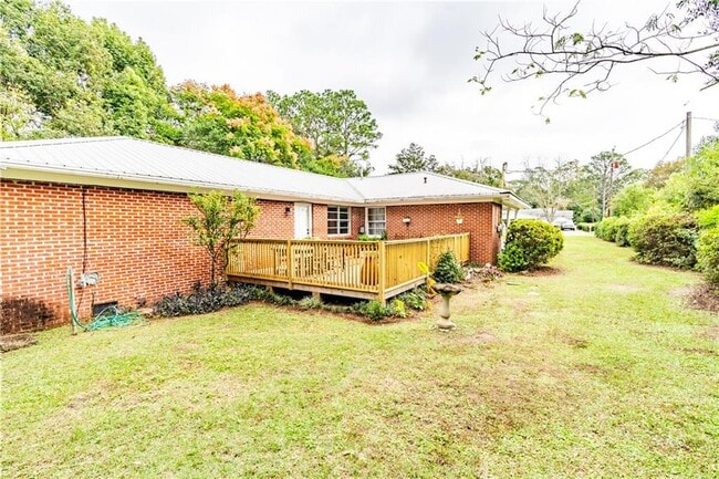 304 Dogwood Dr in Mobile, AL - Building Photo - Building Photo
