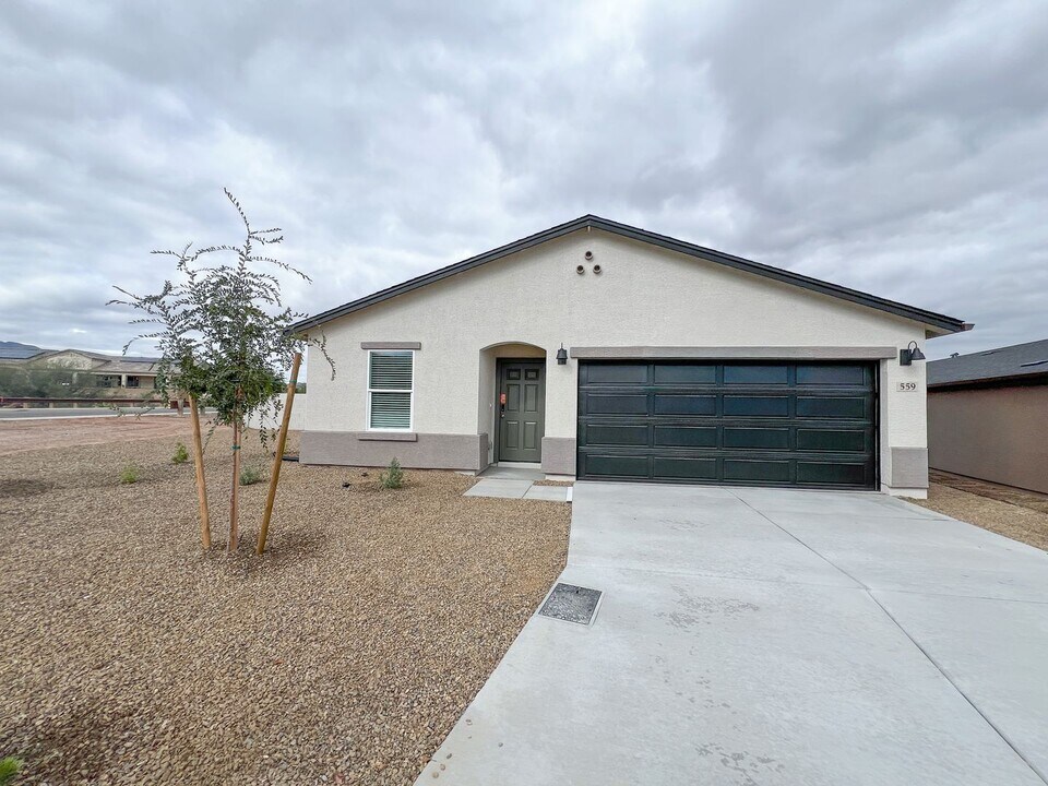 559 Coyote Trl in Cottonwood, AZ - Building Photo