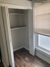 16 E Main St, Unit # 1B in Lake Zurich, IL - Building Photo - Building Photo