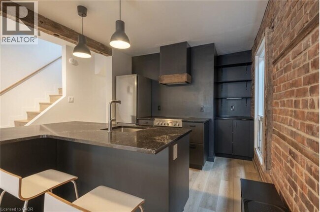 41 Burlington St E in Hamilton, ON - Building Photo - Building Photo