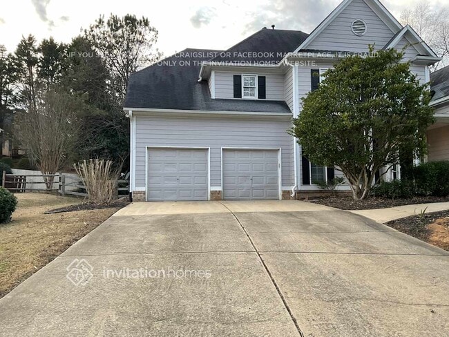 property at 348 Adelaide Xing