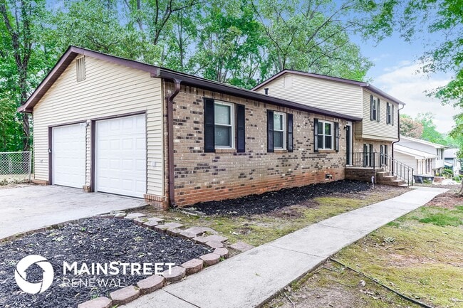 2830 Botany Dr in Jonesboro, GA - Building Photo - Building Photo