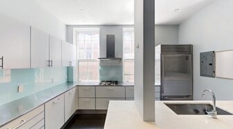 371 Harvard St, Unit 2a in Cambridge, MA - Building Photo