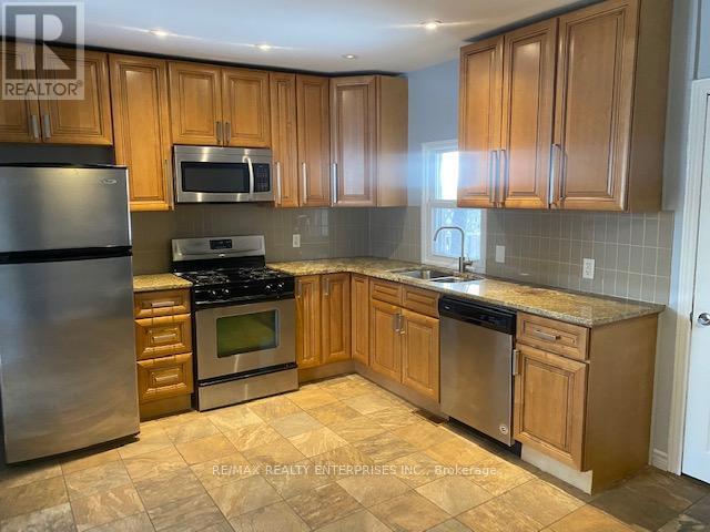 396 MacNab St N in Hamilton, ON - Building Photo - Building Photo