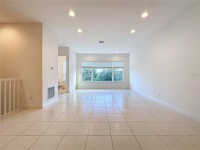 10090 Sunnifa Aly in Orlando, FL - Building Photo - Building Photo