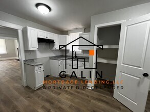 410 W 62nd St in Savannah, GA - Building Photo - Building Photo