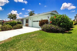 2429 Lancaster Dr in Sun City Center, FL - Building Photo - Building Photo