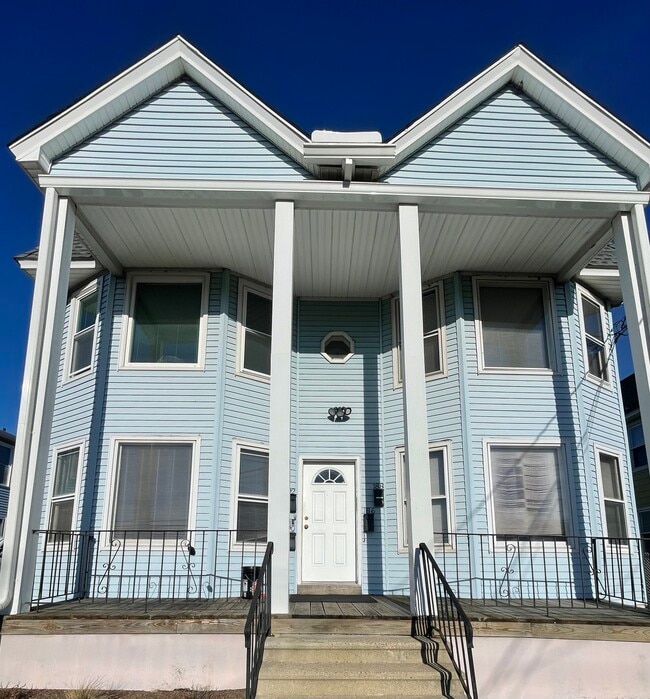 property at 190 Kings Hwy E