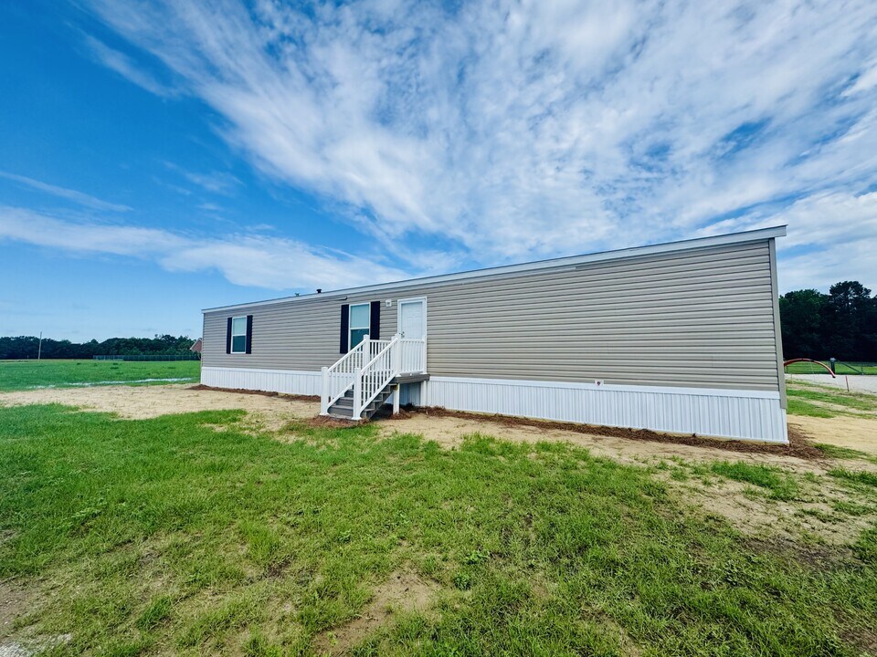 123 Blissful Ct in Aynor, SC - Building Photo