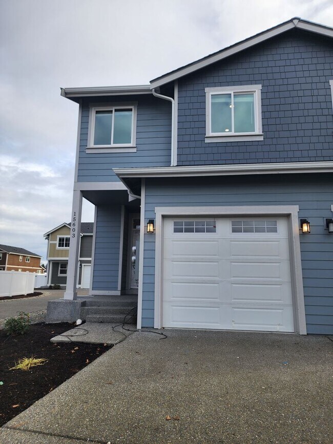 15603 View Dr Ct SE in Yelm, WA - Building Photo - Building Photo