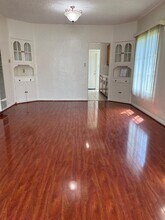 600 E Maple St in Glendale, CA - Foto de edificio - Building Photo