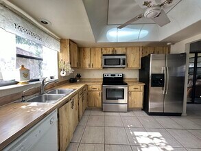 6273 Tall Cypress Cir in Greenacres, FL - Building Photo - Building Photo