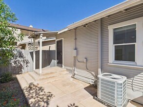 3940 Bancroft St in San Diego, CA - Building Photo - Building Photo
