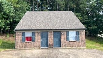 3310 Steeple Cir NE in Cleveland, TN - Building Photo