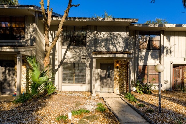 property at 5 Oakwood Park