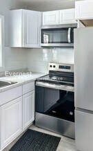 1270 Moore St in Akron, OH - Building Photo - Building Photo