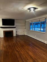 7524 Montgomery Rd, Unit 1A in Cincinnati, OH - Building Photo - Building Photo