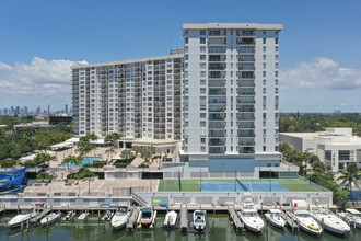 Tower 41 in Miami Beach, FL - Building Photo - Building Photo