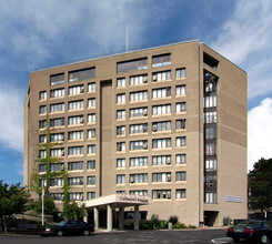 Three Cathedral Square in Burlington, VT - Building Photo - Building Photo