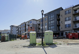 Next at Secaucus Junction Phase II in Secaucus, NJ - Building Photo - Building Photo