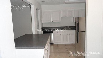 2406 Branch Way in Maitland, FL - Building Photo - Building Photo