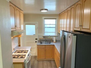 1661-1661 9th Ave in San Francisco, CA - Building Photo - Building Photo