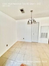 1101 Huntmaster Terrace NE in Leesburg, VA - Foto de edificio - Building Photo