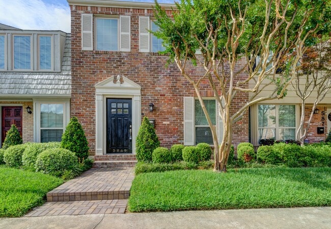 5869 Valley Forge Dr in Houston, TX - Building Photo - Building Photo