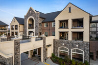 Peachtree Hills Place - Phase 1 in Atlanta, GA - Building Photo - Building Photo