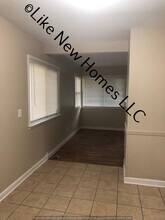 3702 Ivanhoe Ave in Flint, MI - Foto de edificio - Building Photo