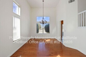 2304 Yorkshire Ct in Antioch, CA - Building Photo - Building Photo