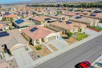 28954 Copper River Rd in Menifee, CA - Building Photo - Building Photo