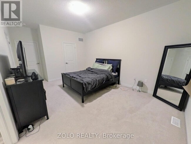 1075 Pisces Trl in Pickering, ON - Building Photo - Building Photo