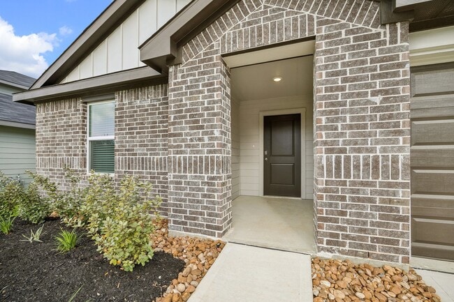 11822 Serena's Song Dr in Willis, TX - Building Photo - Building Photo