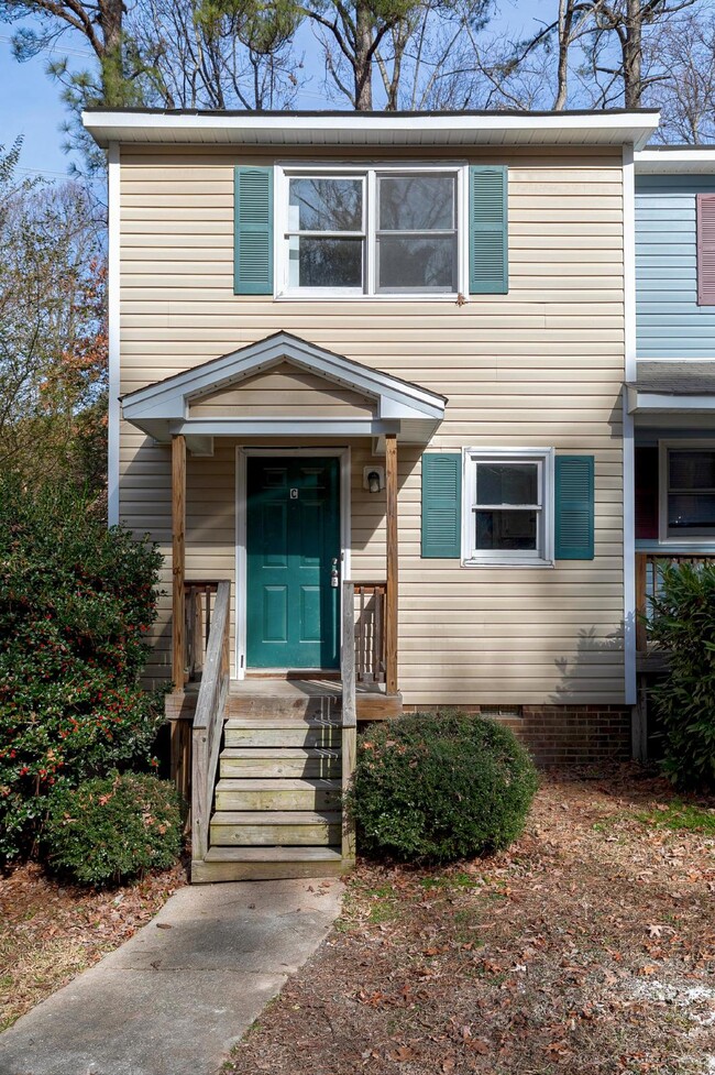 5516 Kaplan Dr in Raleigh, NC - Building Photo - Building Photo