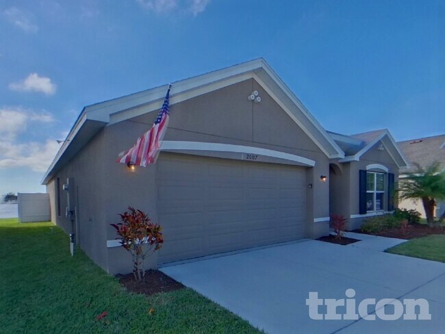 property at 2007 12th St SE