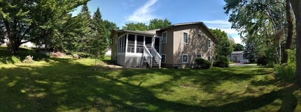 90 Hickory Hill Rd in Williston, VT - Building Photo - Building Photo