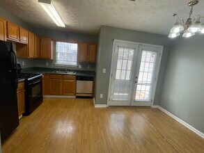 2337 Wellington Cir in Lithonia, GA - Building Photo - Building Photo