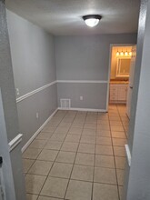 5509 Fountain Lake Cir, Unit c204 in Bradenton, FL - Building Photo - Building Photo