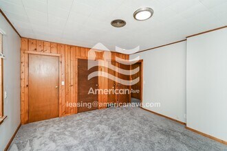 546 19th Ave in Rock Island, IL - Foto de edificio - Building Photo